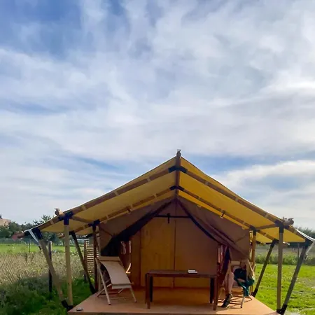 Spokojny Glamping ז'וצבו