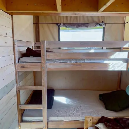 Luxury tent Spokojny Glamping *